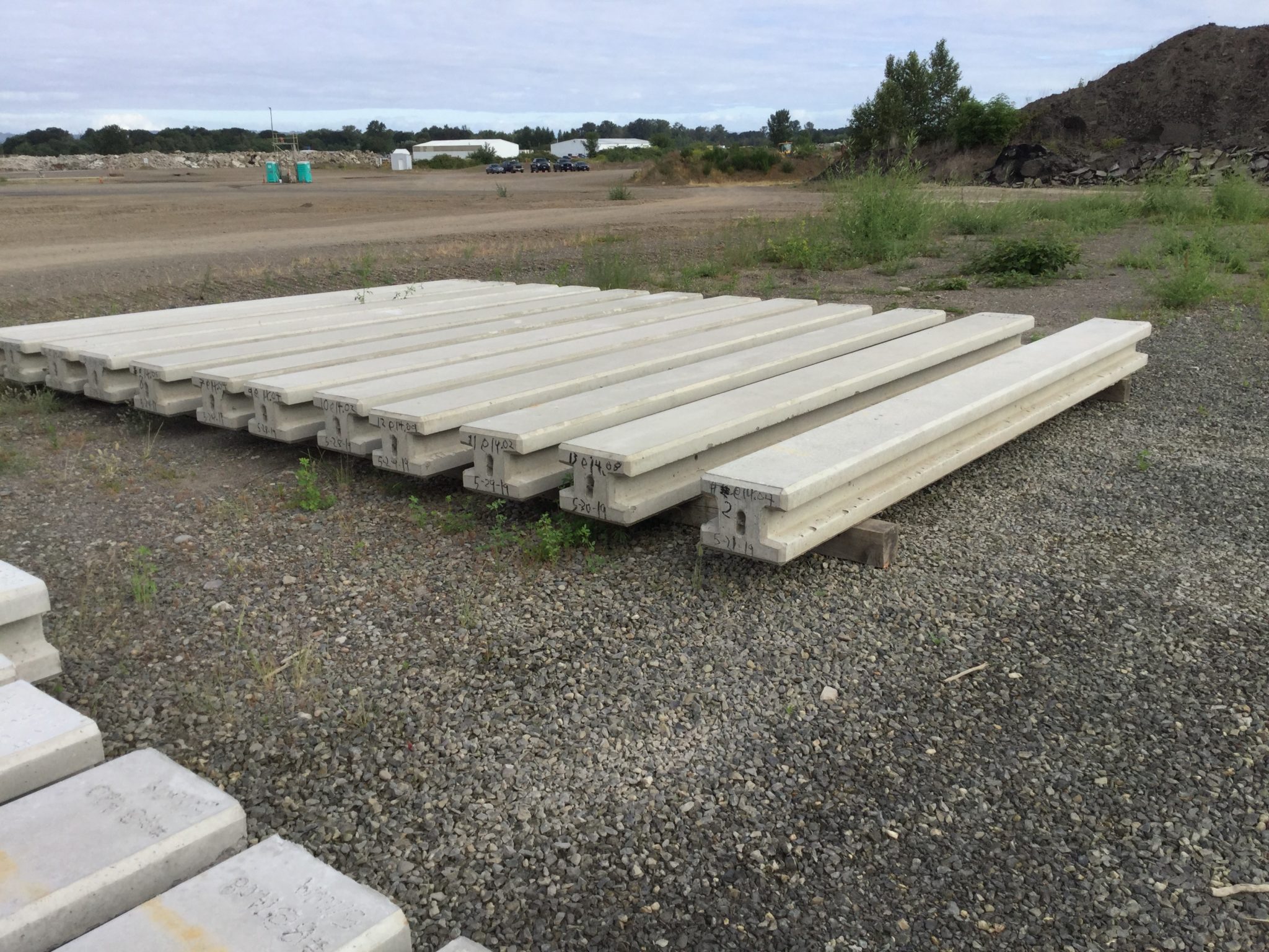 concrete-pilasters-2048x1536 concrete-pilasters-2048x1536